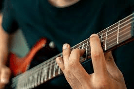 Domina la guitarra con facilidad