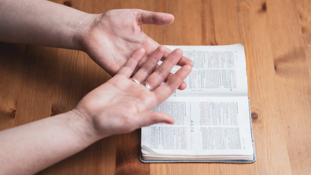 Aplicación de Cartas de Jesucristo: Guía y Funciones Principales