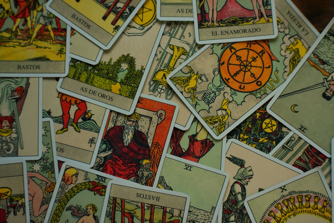 Aplicación de Tarot: Guía Completa de Cartas y Significados