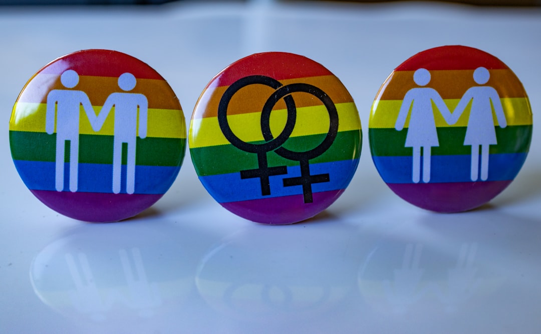 Mejores aplicaciones de citas gay: guía para elegir la ideal